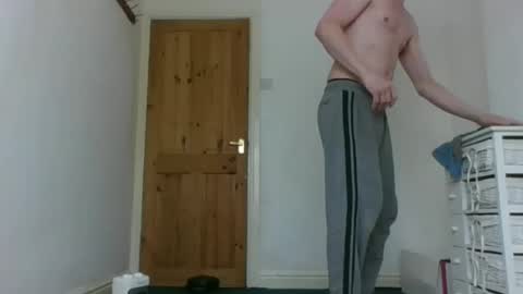 lauratedomm online show from April 13, 9:26 am