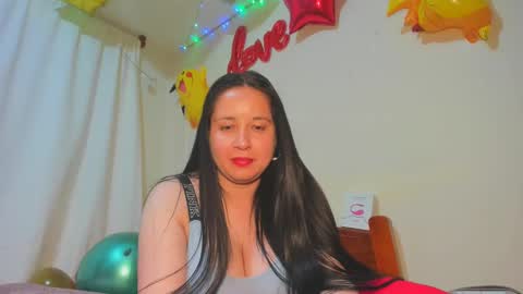 Snapshot of laureen777 chatting on January 26, 3:38 am laureen777 online show from January 26, 3:38 am