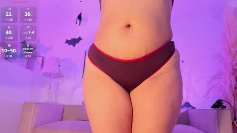 laureen_se online show from October 31, 4:13 am