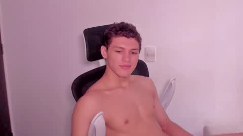 Laureent online show from March 12, 6:47 pm