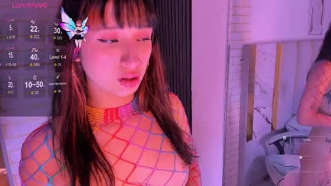 Laurem online show from October 30, 5:02 pm