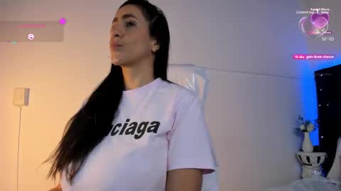 Snapshot of lauren_fit chatting on October 25, 8:14 pm Lauren online show from October 25, 8:14 pm