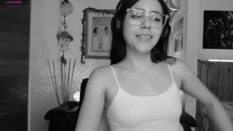 Lauren online show from January 7, 12:45 am