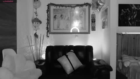 Lauren online show from January 9, 11:56 pm