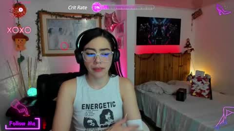 Lauren online show from February 13, 8:06 am