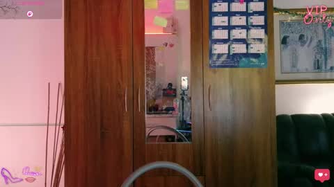 Lauren online show from March 16, 10:47 pm