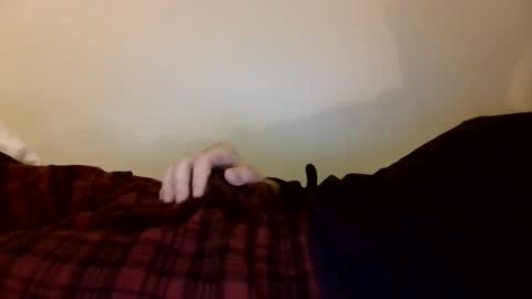 Snapshot of laurence00702 chatting on November 2, 12:57 am laurence00702 online show from November 2, 12:57 am