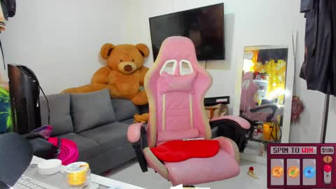 SF online show from May 27, 2:36 pm