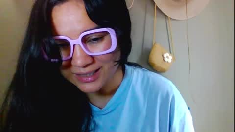 onlyfan laureng7 - 7 laureng2 online show from April 29, 2:43 pm