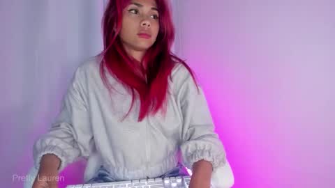 Lauren online show from March 17, 2:49 am