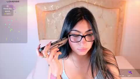 laurenn_smitth online show from July 25, 12:47 pm