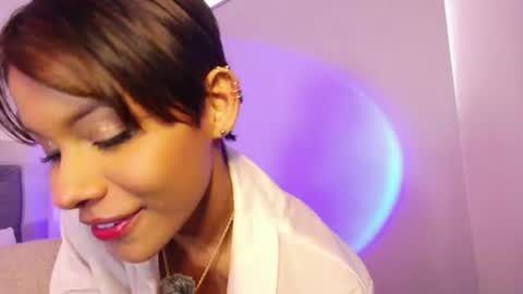 Lauren Saenz online show from July 28, 4:39 pm