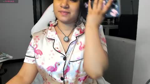 daniela angel     online show from June 21, 10:29 am