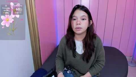 Snapshot of laurent_scott_ chatting on October 18, 12:06 pm laurent_scott_ online show from October 18, 12:06 pm