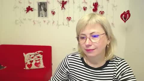 Lauren online show from February 1, 6:01 am