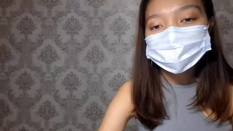 Hannah online show from March 1, 11:07 pm