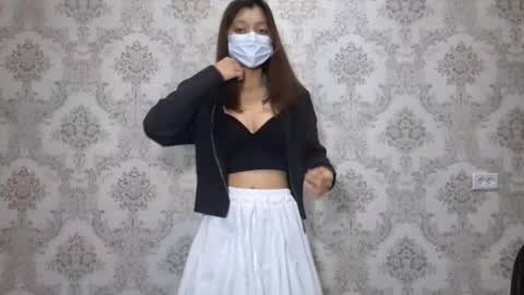 Hannah online show from March 5, 12:12 pm