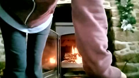 Snapshot of lauriehotxxx chatting on December 2, 12:07 pm lauriehotxxx online show from December 2, 12:07 pm