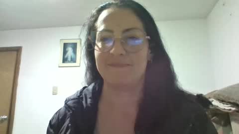 Laury  online show from April 28, 3:22 am