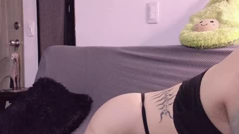    online show from May 18, 10:59 pm