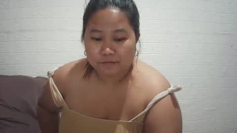 lavalyn214 online show from February 10, 2:43 pm