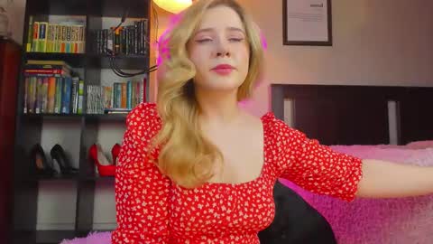 Lav online show from October 2, 8:27 pm