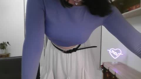 Snapshot of lavender_victoria chatting on January 9, 5:54 pm Diana online show from January 9, 5:54 pm