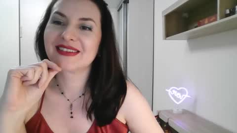 Snapshot of lavender_victoria chatting on January 15, 9:30 pm Diana online show from January 15, 9:30 pm