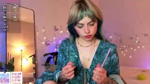 Melissa online show from June 15, 7:38 pm