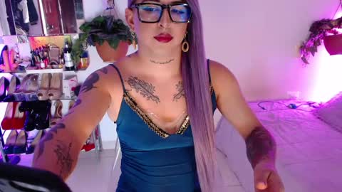 Cristina online show from May 3, 11:33 pm