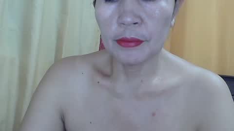 lavine1983 online show from June 17, 5:21 am