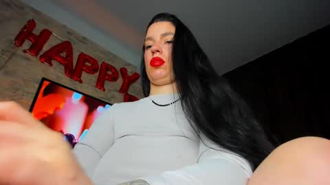 LayaMoon online show from September 9, 6:46 am