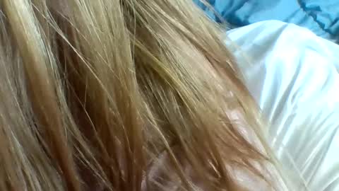 Snapshot of layannalea chatting on March 10, 8:23 pm layannalea online show from March 10, 8:23 pm