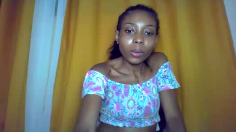 layannek online show from December 1, 5:51 pm