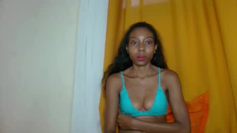 layannek online show from February 2, 2:43 am