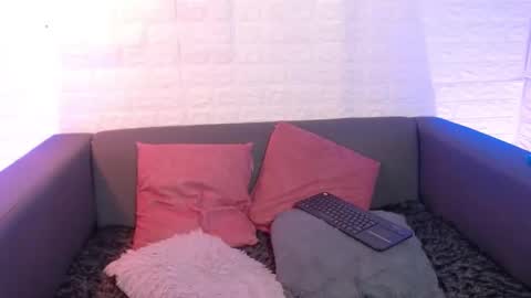 Snapshot of layla_707 chatting on February 17, 11:20 pm Layla online show from February 17, 11:20 pm