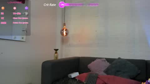 Snapshot of layla_707 chatting on March 1, 12:39 am Layla online show from March 1, 12:39 am