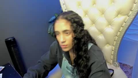 Snapshot of layla_707 chatting on October 2, 1:23 am Layla online show from October 2, 1:23 am