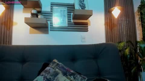 Snapshot of layla_707 chatting on October 14, 12:11 am Layla online show from October 14, 12:11 am