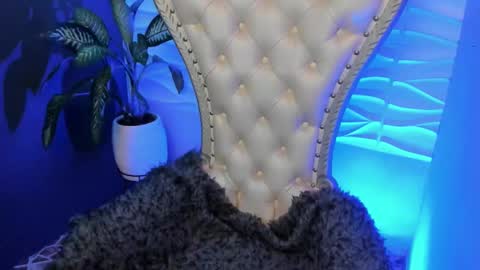 Snapshot of layla_707 chatting on November 4, 1:27 am Layla online show from November 4, 1:27 am