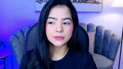 Snapshot of layla_breezee_ chatting on May 21, 11:39 am Layla Breezee online show from May 21, 11:39 am