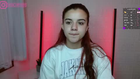 Snapshot of layla_castilloo chatting on January 12, 1:05 pm Layla online show from January 12, 1:05 pm