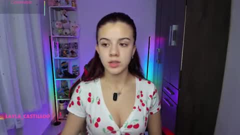 Snapshot of layla_castilloo chatting on September 28, 10:31 am Layla online show from September 28, 10:31 am