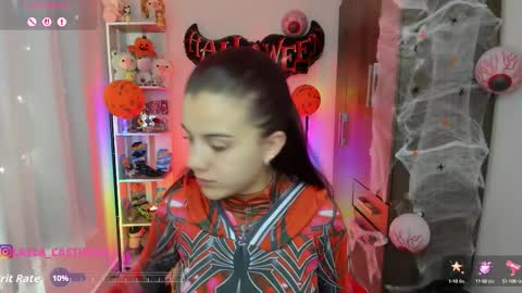 Snapshot of layla_castilloo chatting on October 14, 1:56 pm Layla online show from October 14, 1:56 pm