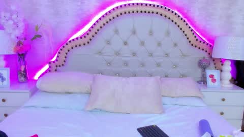 Lau online show from September 13, 6:51 pm