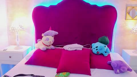 Lau online show from October 2, 6:48 pm