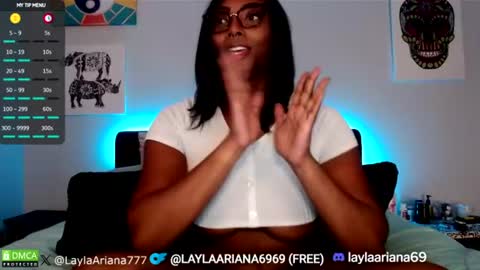 Snapshot of laylaariana69 chatting on July 2, 3:23 am LaylaAriana online show from July 2, 3:23 am