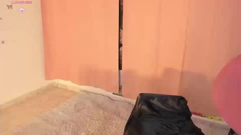 Snapshot of laylacarteer chatting on September 11, 11:38 pm LAYLA online show from September 11, 11:38 pm