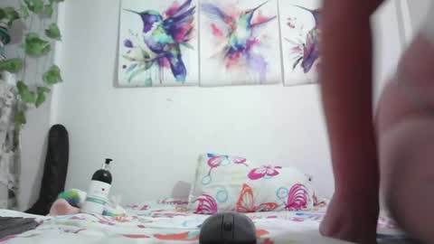 Snapshot of laylashani chatting on December 6, 11:25 pm laylashani online show from December 6, 11:25 pm