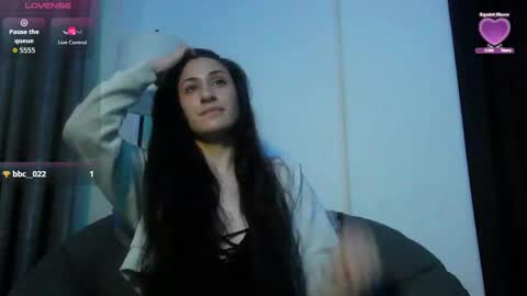 Snapshot of laylolasquirt chatting on September 16, 4:57 am laylolasquirt online show from September 16, 4:57 am